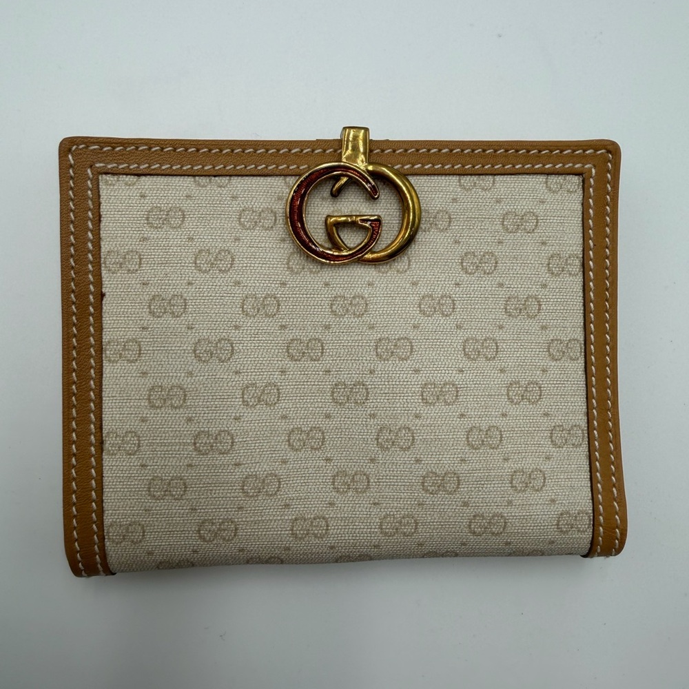 Gucci Beige Canvas Wallet with Tan Leather Trim and Gold Logo - Picture 3 of 8